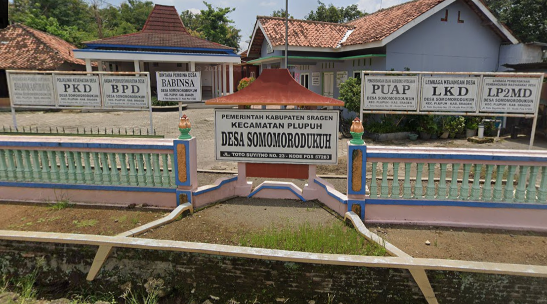 Sampul Balai Desa Somomorodukuh